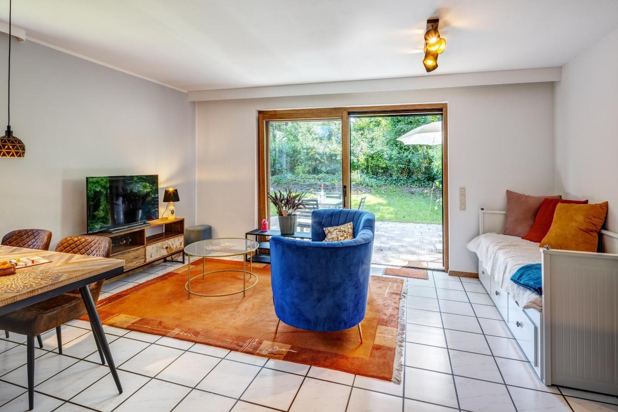 Moderne Maisonette Mit Garten อุนเทอร์ชไลสส์ไฮม์ ภายนอก รูปภาพ